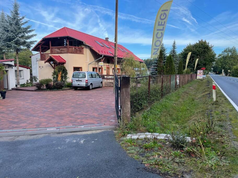 Zajazd Siodemka Stary Wegliniec Exteriör bild